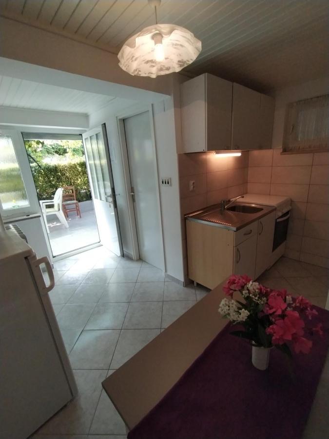 Apartments Dario クルク エクステリア 写真