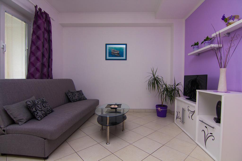 Apartments Dario クルク エクステリア 写真